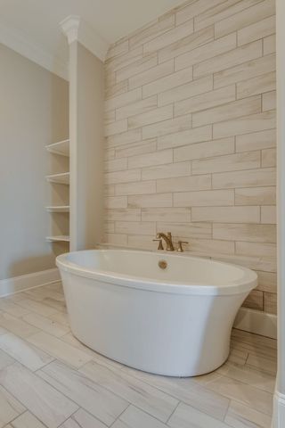 6 Elissa Place, Hendersonville, TN 37075