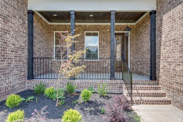 6 Elissa Place, Hendersonville, TN 37075