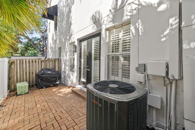 3210 W HORATIO STREET 6, Tampa, FL 33609