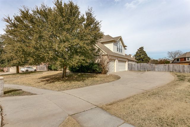 445 Chesapeake Lane, Southlake, TX 76092