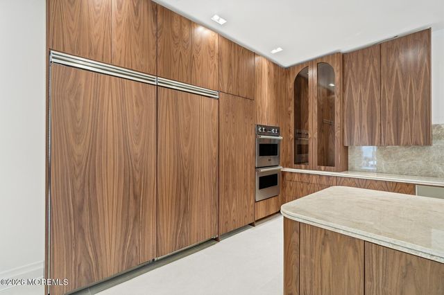 10 Ash Street, Eatontown, NJ 07724