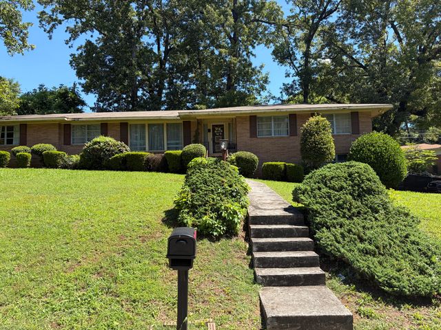 4621 Maywood Lane, Chattanooga, TN 37416