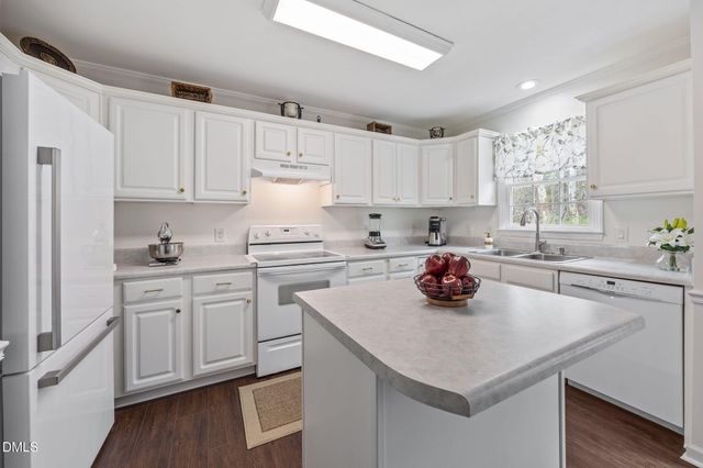 1614 Rogers Pointe Lane, Creedmoor, NC 27522