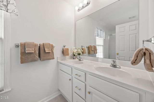 1614 Rogers Pointe Lane, Creedmoor, NC 27522