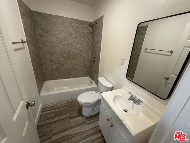 2309 S Budlong Avenue, Los Angeles, CA 90007