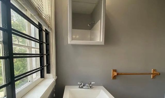 1170 Main St 4, Brockton, MA 02301