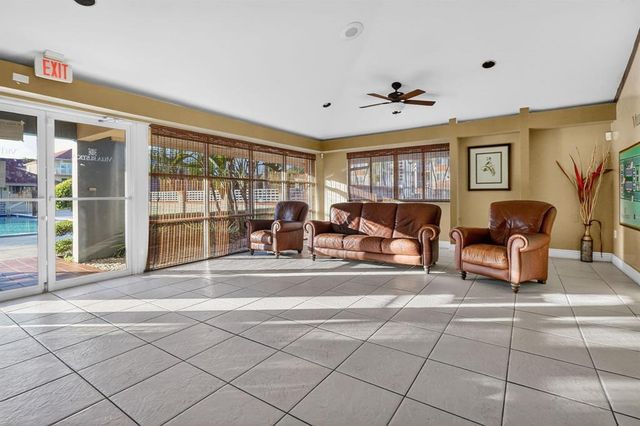 18840 NW 57th Avenue Unit 101, Hialeah, FL 33015
