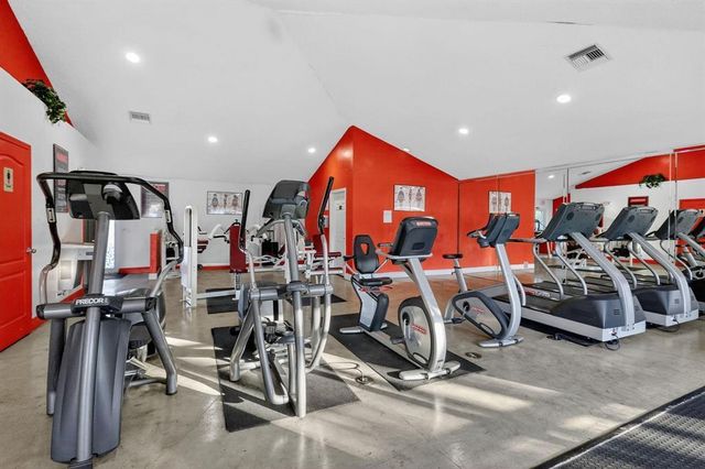 18840 NW 57th Avenue Unit 101, Hialeah, FL 33015