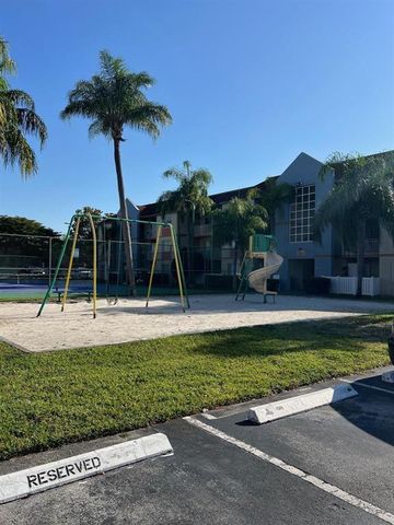 18840 NW 57th Avenue Unit 101, Hialeah, FL 33015
