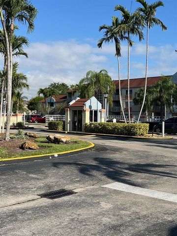 18840 NW 57th Avenue Unit 101, Hialeah, FL 33015