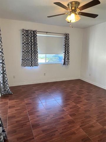 18840 NW 57th Avenue Unit 101, Hialeah, FL 33015