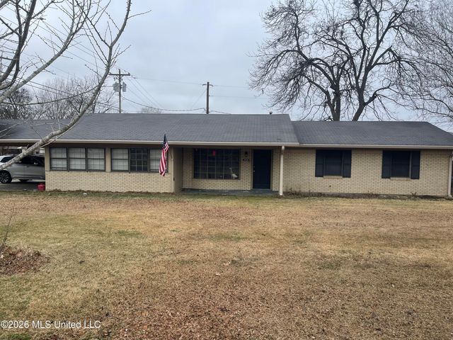 2014 Robert Gray Street, Vidalia, LA 71373