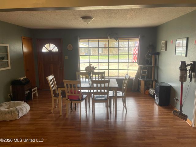 2014 Robert Gray Street, Vidalia, LA 71373