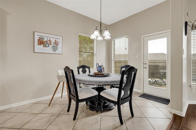 4250 Applerock Drive, Baytown, TX 77521