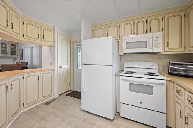 2100 KINGS HIGHWAY 840, Port Charlotte, FL 33980