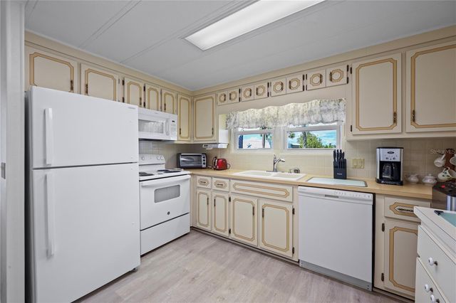 2100 KINGS HIGHWAY 840, Port Charlotte, FL 33980