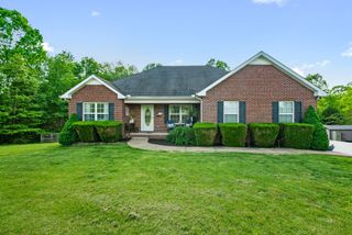 204 Commanche Dr, Hohenwald, TN 38462