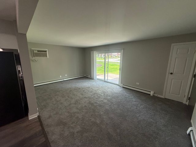 1110 Chalet Drive 104, Darien, IL 60561