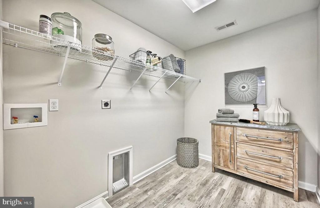 Image 13 of property listing at 1203 VAN BIBBER RD, Edgewood, MD 21040