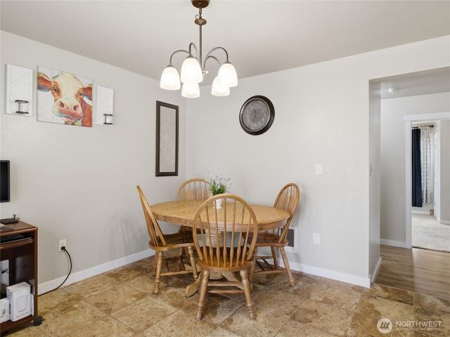 17116 6th Avenue Ct E, Spanaway, WA 98387