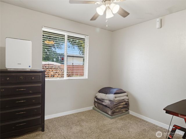 17116 6th Avenue Ct E, Spanaway, WA 98387