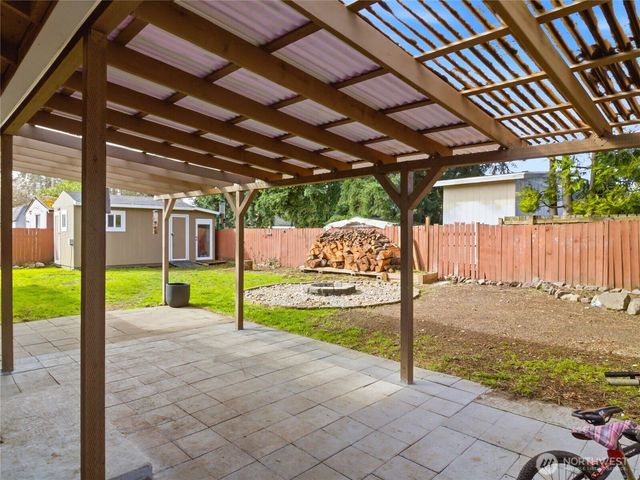 17116 6th Avenue Ct E, Spanaway, WA 98387