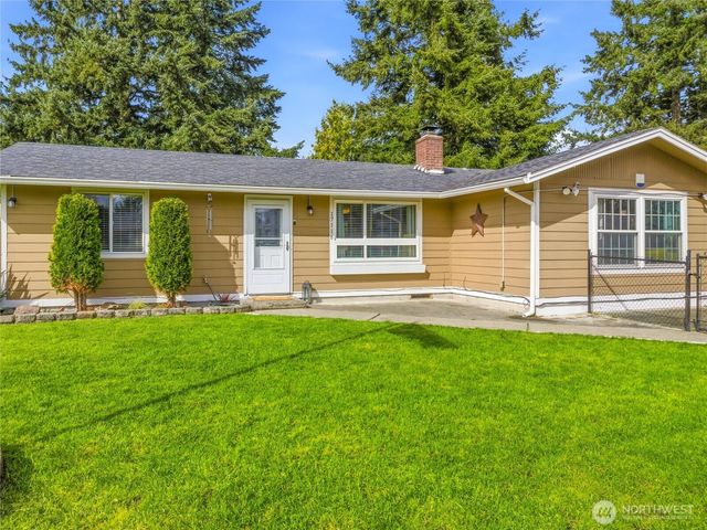 17116 6th Avenue Ct E, Spanaway, WA 98387