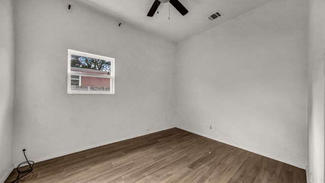 2514 Austin Court, Granbury, TX 76048