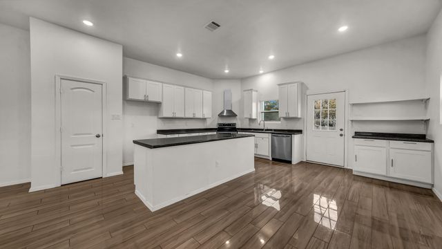 2514 Austin Court, Granbury, TX 76048