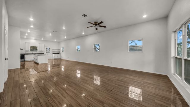 2514 Austin Court, Granbury, TX 76048