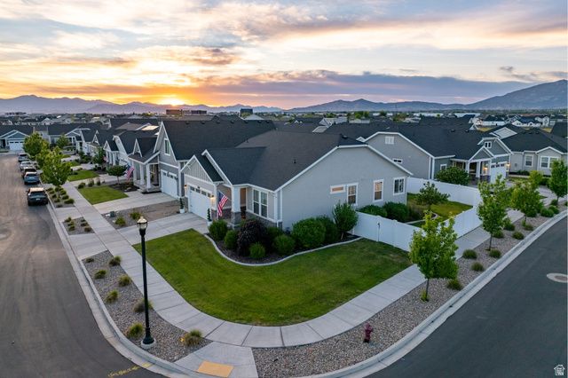 1424 W FOXTAIL WAY, Lindon, UT 84042