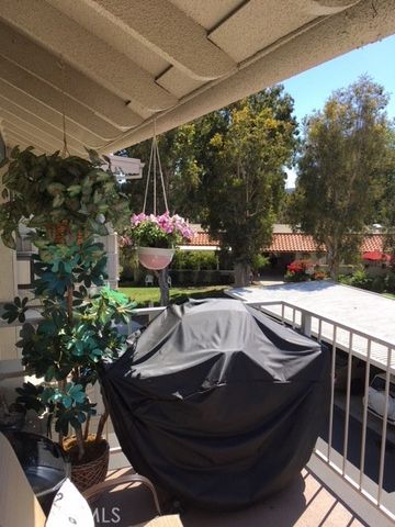 897 Ronda Sevilla O, Laguna Woods, CA 92637
