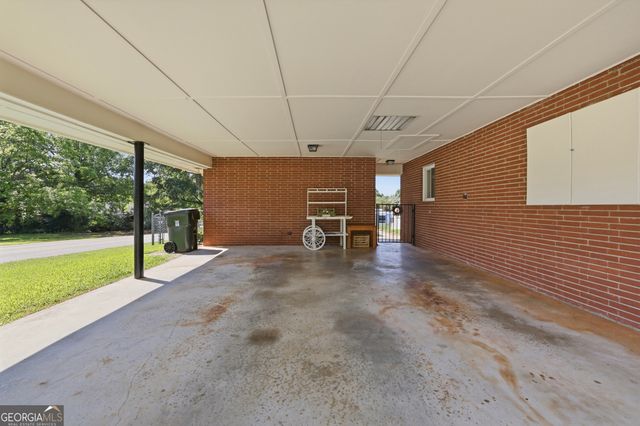 289 Skyline Drive, Toccoa, GA 30577