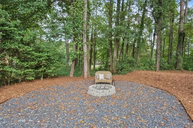 5714 Brynwood Circle NW, Acworth, GA 30101