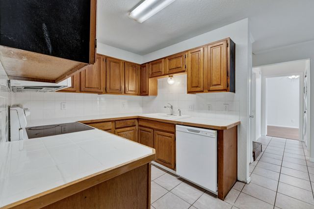 3209 Whatley Drive, Garland, TX 75043