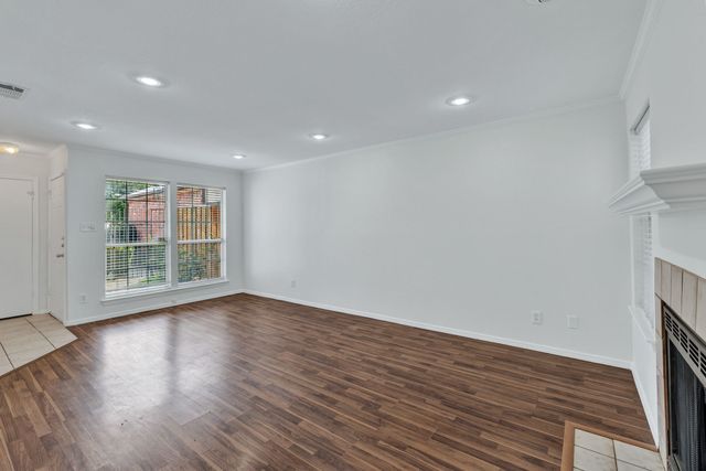 3209 Whatley Drive, Garland, TX 75043