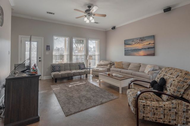 4023 Northshore Ave, Baton Rouge, LA 70820