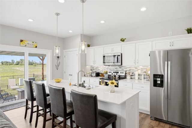 820 SE Booth Avenue, Waukee, IA 50263