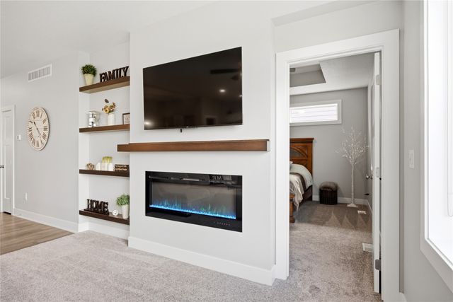 820 SE Booth Avenue, Waukee, IA 50263