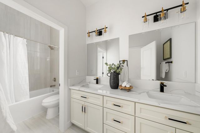 227 Swenson Ct, Auburn, CA 95603