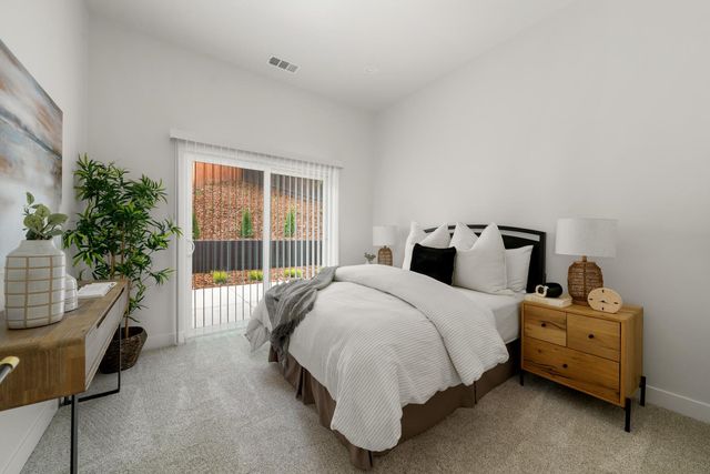 227 Swenson Ct, Auburn, CA 95603