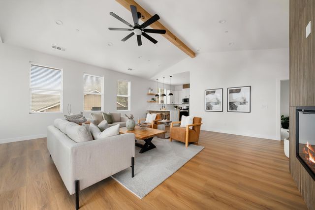 227 Swenson Ct, Auburn, CA 95603