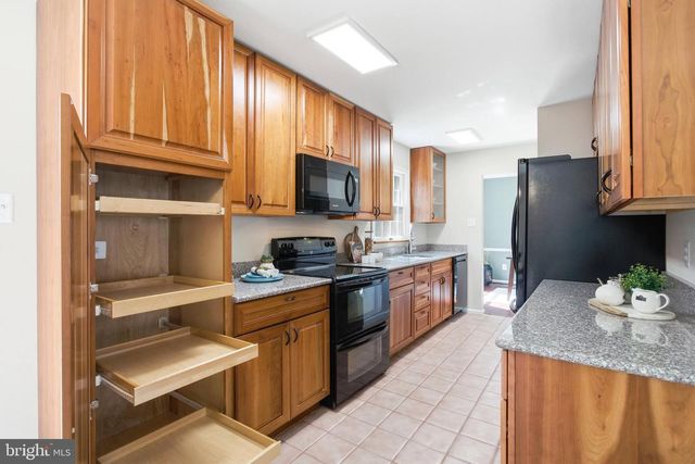 8625 ORDINARY WAY, Annandale, VA 22003