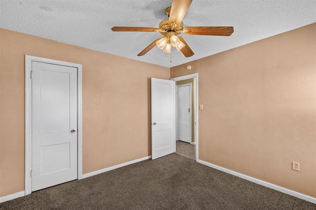 1908 NW Bell Ave, Lawton, OK 73507