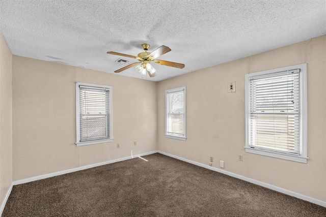 1908 NW Bell Ave, Lawton, OK 73507