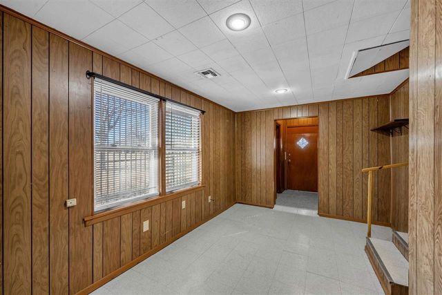 1908 NW Bell Ave, Lawton, OK 73507