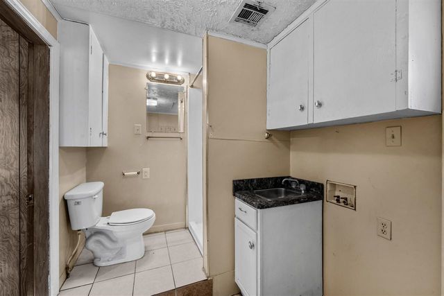 1908 NW Bell Ave, Lawton, OK 73507