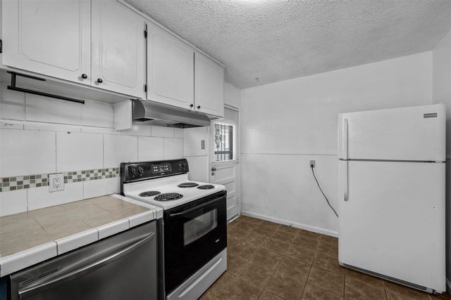 1908 NW Bell Ave, Lawton, OK 73507