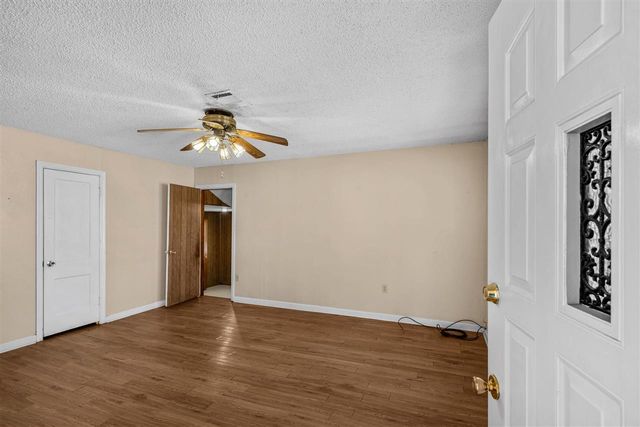 1908 NW Bell Ave, Lawton, OK 73507