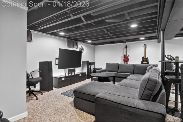 22833 E. 13 mile Road, St. Clair Shores, MI 48082